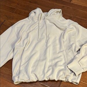 Athleta Scrunched Cream Pullover Hoodie